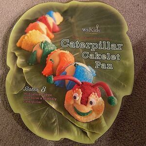 Williams Sonoma/Nordic Ware Caterpillar Cakelet Pan!